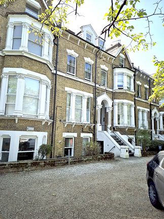 A Stylish One-Bedroom Flat In The Heart Of Stoke Newington Â€“ N16