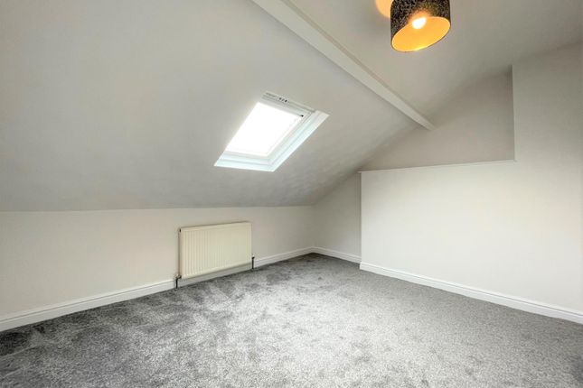 Terraced house to rent in Hoxton Road, Scarborough