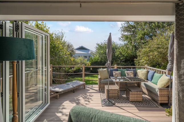 11, Higher Kingsdown Road, Devon photo 4