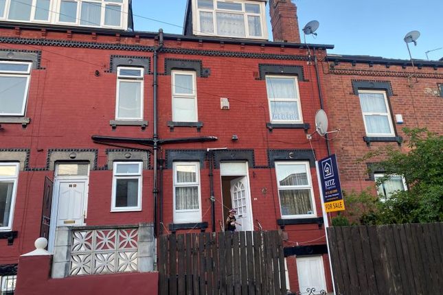 Property for sale in Darfield Crescent, Leeds