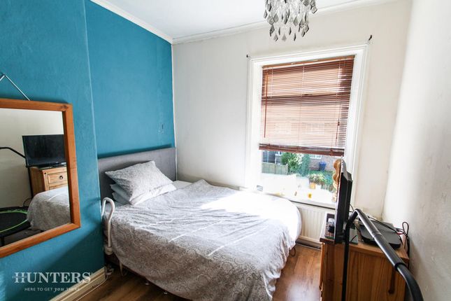 29, Fairbank, Shipley photo 4