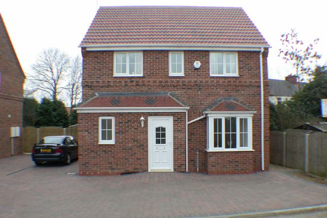 Thumbnail Detached house to rent in Canalside, West Street, Thorne, Doncaster