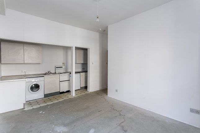 43/2, St Patrick Square, Edinburgh photo 3