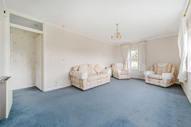 Flat 19, Priory Lodge, 49A, Glebe Way, West Wickham photo 3