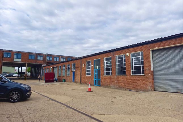 Industrial to let in 72 Wilbury Way, Hitchin, Hertfordshire