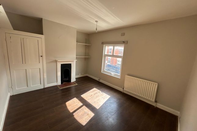10, Gordon Street, Northampton photo 4