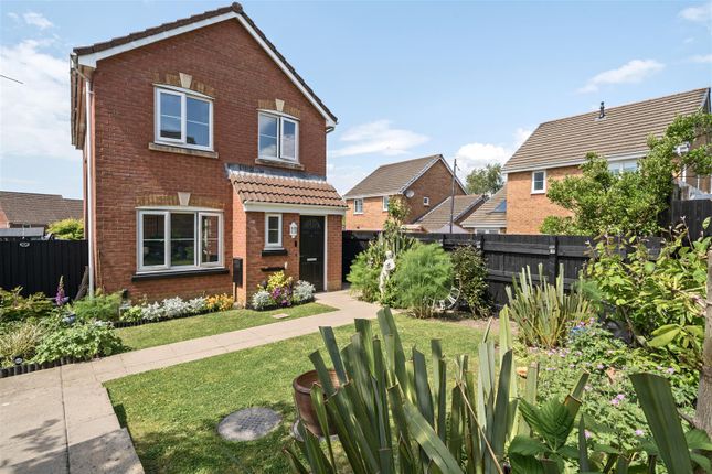3-bed house on 26, Golwg Y Garn, Swansea, £275,000
