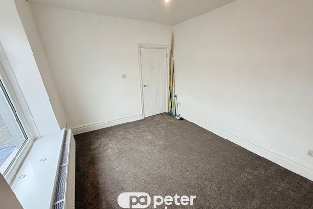 55, Swansea photo 4