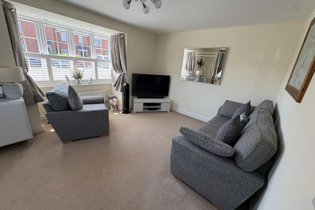9 WEAVERS BRANCH, Weavers Branch, Thame, Thame photo 3