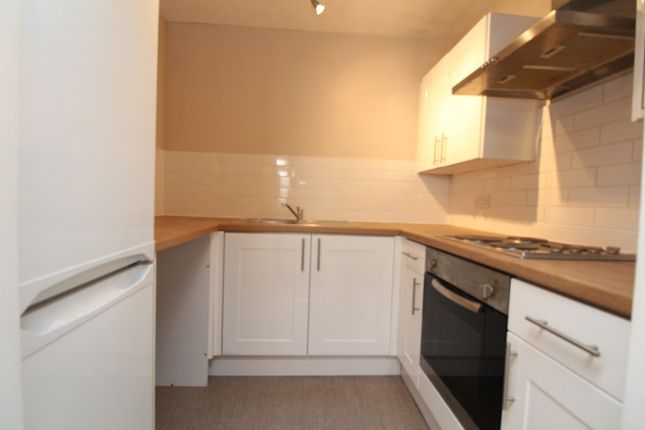 Studio to rent in Orchard Grove, Anerley