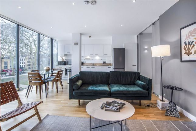 Flat 1, 11, Hoxton Square, London photo 2
