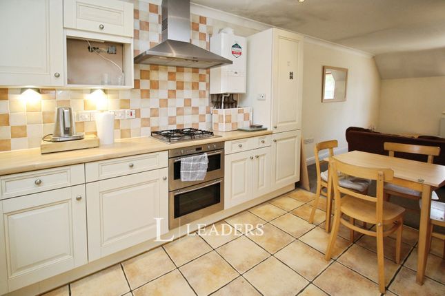 24, Woodall Close, Milton Keynes photo 4