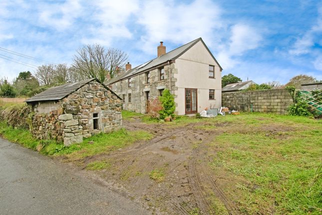 4 Gilberts Row,, Carleen, Helston photo 3