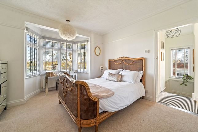 6, High Lift Villas, Boxted photo 3