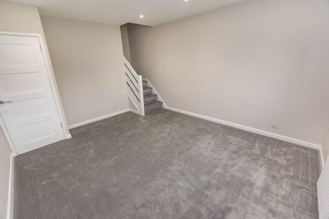 1, Whitlow Avenue, Altrincham photo 3