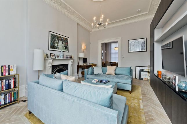 Town house for sale in Kensington Gardens Square, Notting Hill