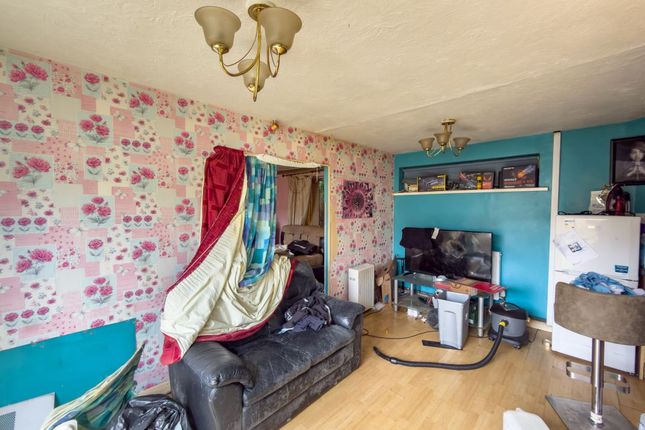 6. Chessar Avenue, Newcastle upon Tyne photo 4