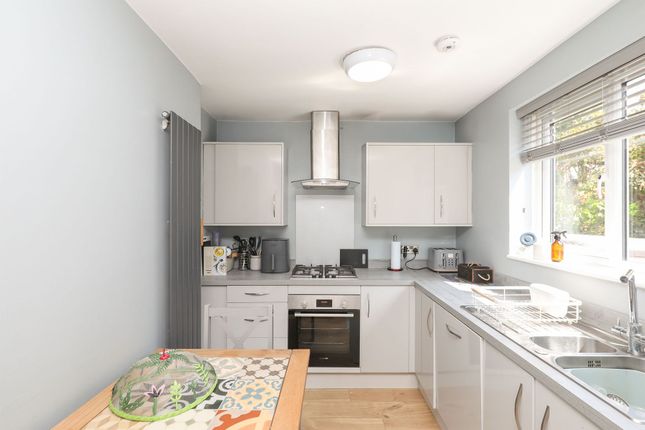 70 Droppingwell Road, Rotherham photo 4