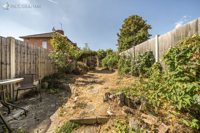 71, Waltham Road, Carshalton photo 3