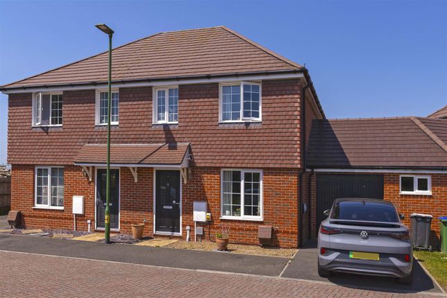 3-bed house on 14, Kilham Way, Ferring, £350,000