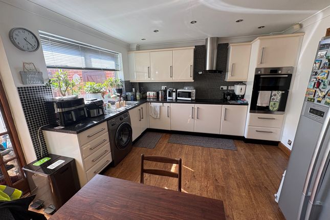 79, The Glebe, Stockton-On-Tees photo 5