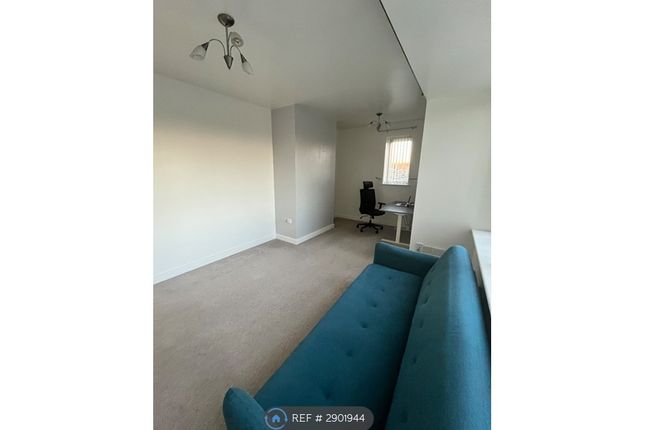Flat  Lilafield Court, Kingstanding Road, Birmingham photo 5