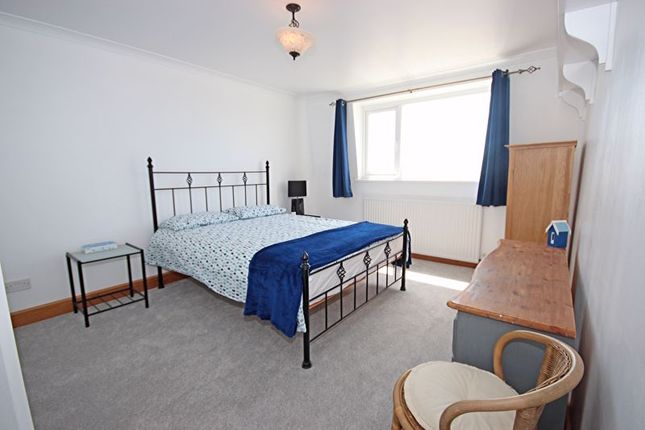 Flat to rent in Beach Road, Seaton