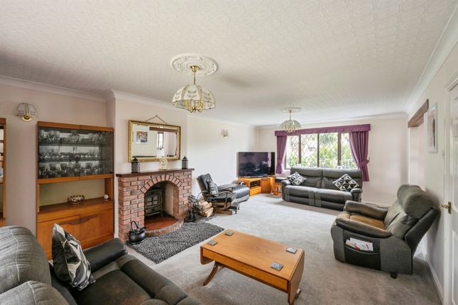 9, Farndale Way, Scunthorpe photo 3