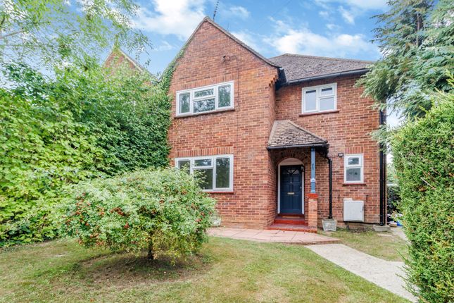 Thumbnail Maisonette to rent in Hubbards Road, Chorleywood, Rickmansworth