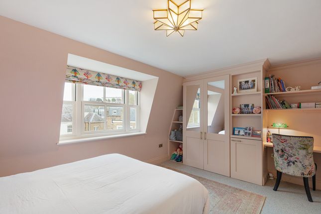 Terraced house for sale in South End Row, London