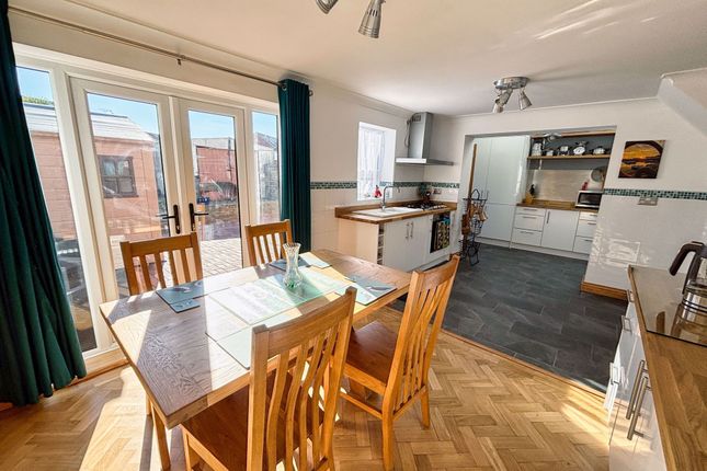 25 Sandymeers, Porthcawl photo 3