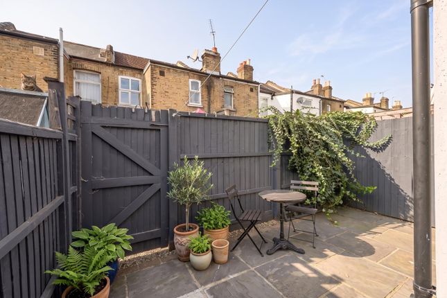 Hamilton Road, Twickenham photo 4