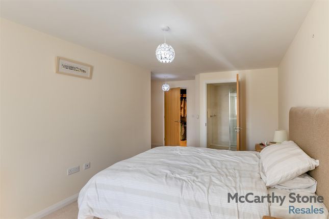 8646910-Interior14.Jpg