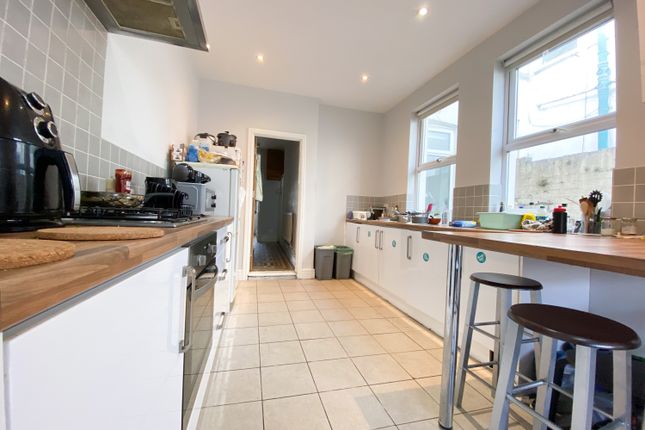 12, Brithdir Street, Cardiff photo 2