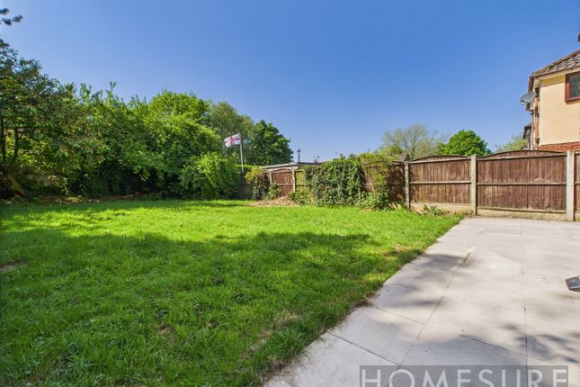 44, Frederick Lunt Avenue, Knowsley photo 3