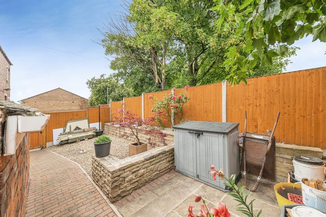 68, Mayfield Place, DEWSBURY photo 4