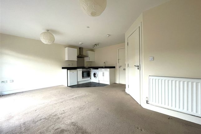 39, Castlemoat Place, Taunton photo 2