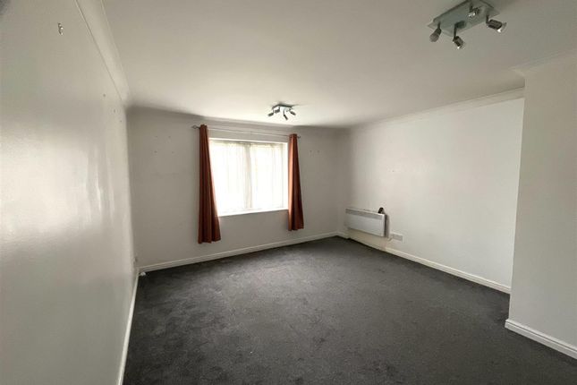 Flat 3, Valley House Wash Beck Close, Scarborough photo 3