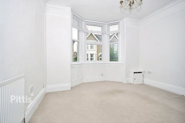 61, Gordon Road, Cowes photo 4