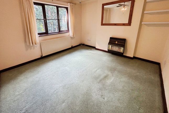 40, Warren Close, Gainsborough photo 2