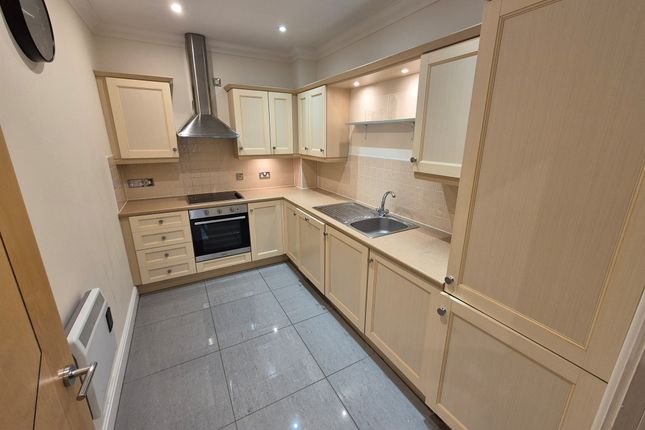 Apartment 16, The Corner House, Windsor Place, Leamington Spa photo 2