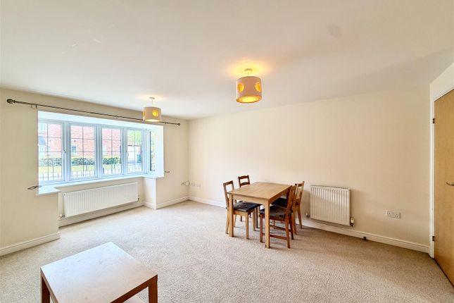 70A, Highland Drive, Loughborough photo 3