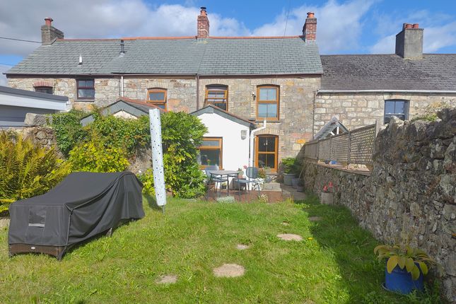 2-bed house on 3 The Village, St. Austell, £260,000