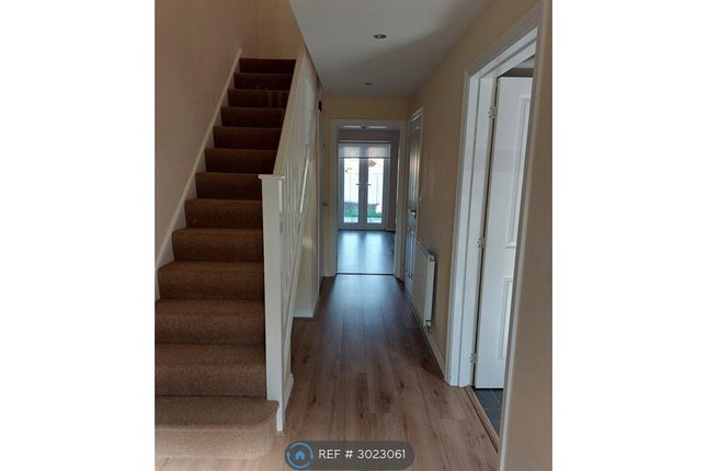 Fernacre Road, East Wichel, Swindon photo 4