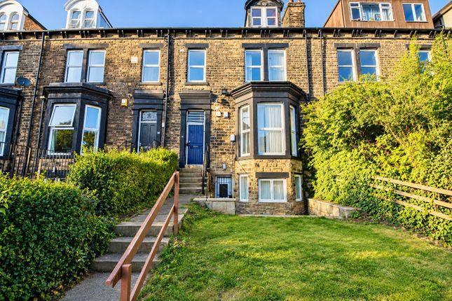 3-bed terraced on 13, Regent Park Terrace, Leeds, £542/mo