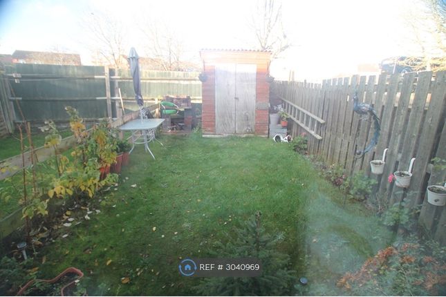 Kirton End, Northampton photo 5