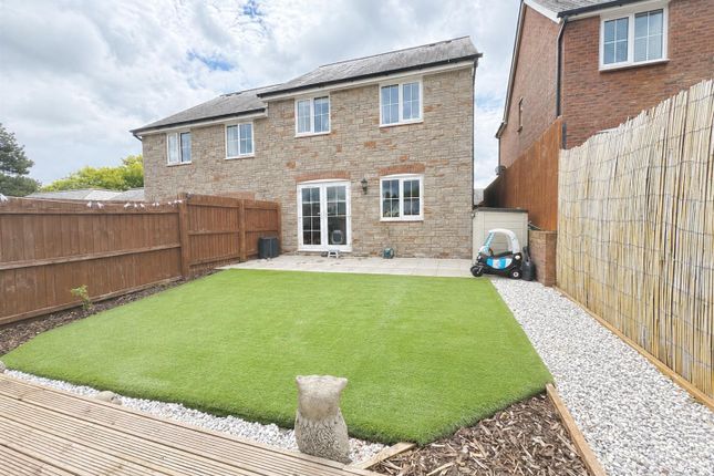 15, Squires Meadow, Ross-On-Wye photo 2