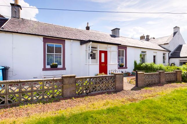 Thumbnail Cottage for sale in Howieson Square, Biggar