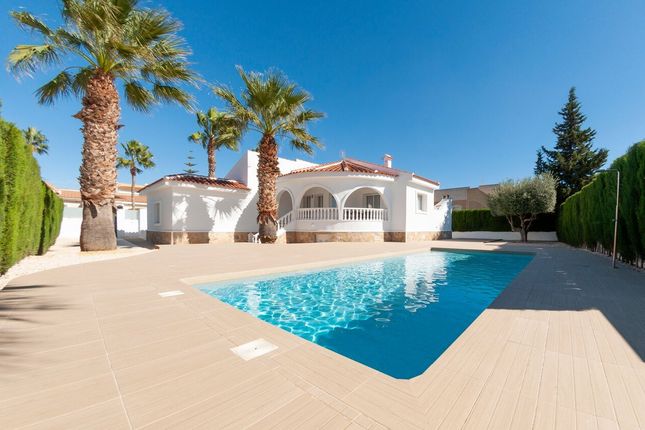 Thumbnail Villa for sale in 03178 Benijófar, Alicante, Spain