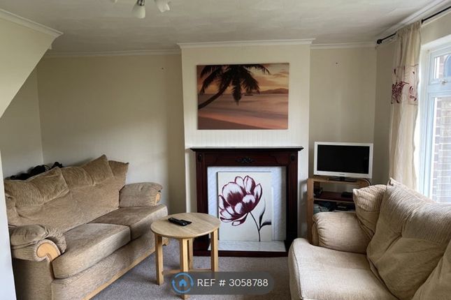 Barton Close, Worthing photo 2